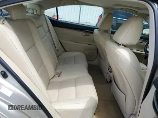 2014 Lexus ES 330 с VIN JTHBK1GG0E2119057, выставлен на аукционе Copart как лот 58213845 с пробегом 118 508 миль миль и Списание • Salvage title. История ставок и продаж доступна на DreamBid. Изображение 10.