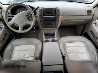 2003 Ford Explorer Eddie Bauer with VIN 1FMZU74K53ZB20582, listed as a Copart auction lot 85461414 with 111,416 mi miles and Non repairable. Bid and sale history available at DreamBid. Image 8.