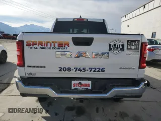 2025 Ram 1500 Big Horn z VIN 1C6RRFFG1SN512741, wystawiony jako Copart lot #51256565 z przebiegiem 17 185 mil mil oraz Szkoda całkowita • Salvage title. Historia ofert i sprzedaży dostępna na DreamBid. Obrazek 6.