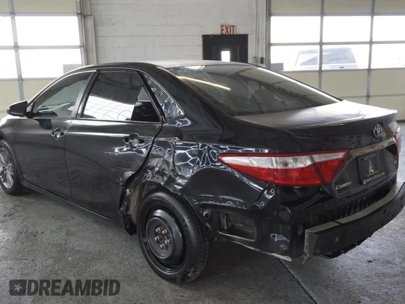 2016 Toyota Camry XLE with VIN 4T1BF1FK1GU154074, listed as a Copart auction lot 52632825 with 84,611 mi miles and Salvage Title. Bid and sale history available at carsss.com. Image 4.