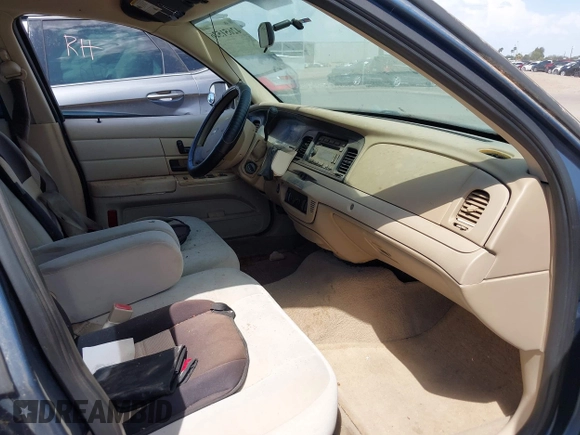 2008 Ford Police Interceptor с VIN 2FAFP71V28X171604, выставлен на аукционе IAAI как лот 42651526 с пробегом Не указан миль и . История ставок и продаж доступна на DreamBid. Изображение 5.