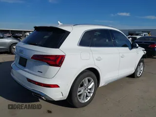 2022 Audi Q5 S line Premium with VIN WA1GAAFY2N2051987, listed as a IAAI auction lot 41379159 with 34,592 mi miles and . Bid and sale history available at DreamBid. Image 4.