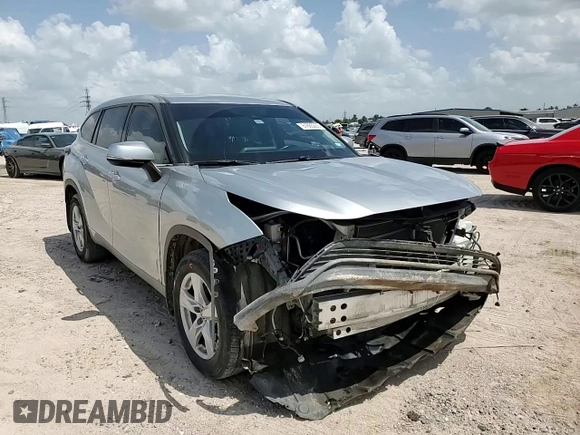 2021 Toyota Highlander L with VIN 5TDBZRBH3MS539544, listed as a Copart auction lot 61685235 with 84,266 mi miles and Salvage title. Bid and sale history available at DreamBid. Image 15.