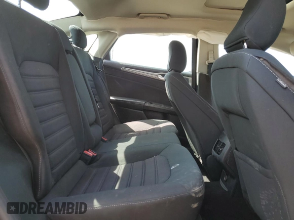 2020 Ford Fusion SE with VIN 3FA6P0LU2LR127623, listed as a Copart auction lot 55437075 with 92,450 mi miles and Salvage title. Bid and sale history available at DreamBid. Image 10.
