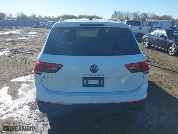 2024 Volkswagen Tiguan S with VIN 3VVRB7AX3RM146054, listed as a IAAI auction lot 41070662 with 4,756 mi miles. Bid and sale history available at carsss.com. Image 16.