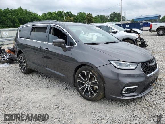 2021 Chrysler Pacifica Touring with VIN 2C4RC1FGXMR550164, listed as a Copart auction lot 57297585 with 10,222 mi miles and Salvage title. Bid and sale history available at DreamBid. Image 4.