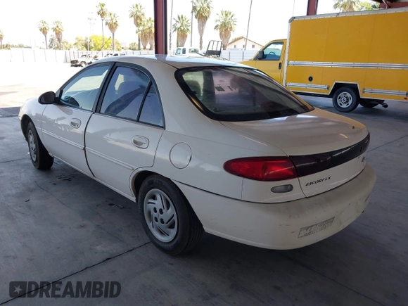 1997 Ford Escort LX with VIN 1FALP13P4VW151666, listed as a IAAI auction lot 42493330 with 321,304 mi miles and . Bid and sale history available at DreamBid. Image 3.