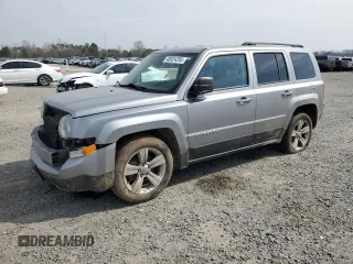 2017 Jeep Patriot Latitude with VIN 1C4NJPFB2HD102814, listed as a Copart auction lot 48924295 with 166,106 mi miles and Salvage Title. Bid and sale history available at carsss.com. Image 1.