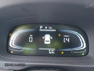 2024 Hyundai Venue SEL z VIN KMHRC8A39RU317444, wystawiony jako IAAI lot #41596048 z przebiegiem 8 619 mil mil oraz . Historia ofert i sprzedaży dostępna na DreamBid. Obrazek 15.