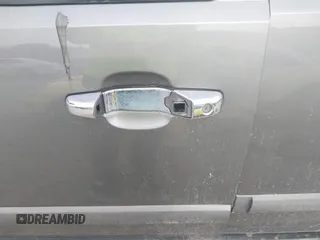 2007 Chevrolet Tahoe LTZ z VIN 1GNFK13047J273945, wystawiony jako IAAI lot #42217598 z przebiegiem Nie podano mil oraz . Historia ofert i sprzedaży dostępna na DreamBid. Obrazek 6.