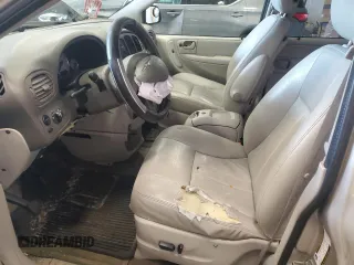 2005 Chrysler Town & Country Touring with VIN 2C8GP54L15R229312, listed as a Copart auction lot 51828415 with 0 mi miles and Non Repairable. Bid and sale history available at carsss.com. Image 7.