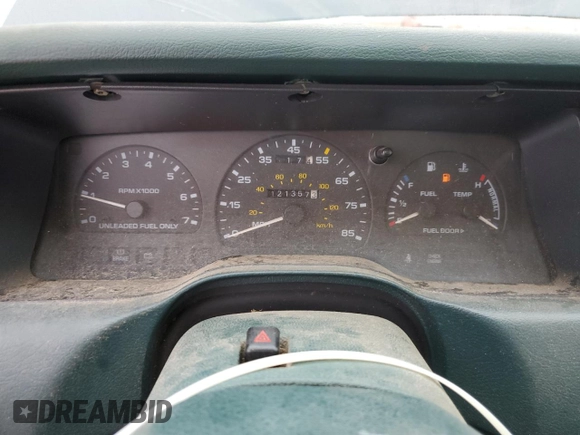1995 Mercury Sable GS z VIN 1MELM50U3SA623819, wystawiony jako Copart lot #46957824 z przebiegiem 121 357 mil mil oraz Czysty tytuł • Clean title. Historia ofert i sprzedaży dostępna na DreamBid. Obrazek 9.