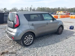 2019 Kia Soul + with VIN KNDJP3A5XK7678079, listed as a IAAI auction lot 41844361 with 97,564 mi miles. Bid and sale history available at carsss.com. Image 4.