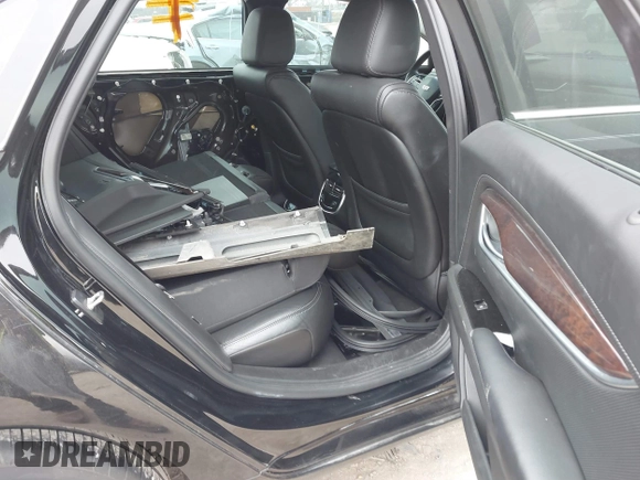 2017 Cadillac XTS Luxury with VIN 2G61M5S39H9166549, listed as a IAAI auction lot 41593859 with 164,557 mi miles. Bid and sale history available at carsss.com. Image 8.
