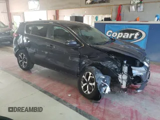 2020 Kia Sportage LX z VIN KNDPMCAC8L7728450, wystawiony jako Copart lot #71720654 z przebiegiem 55 977 mil mil oraz Szkoda całkowita • Salvage title. Historia ofert i sprzedaży dostępna na DreamBid. Obrazek 4.