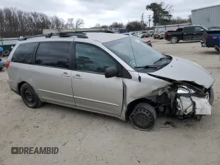 2004 Toyota Sienna CE with VIN 5TDZA23C34S044504, listed as a Copart auction lot 47039055 with 124,056 mi miles and Salvage Title. Bid and sale history available at carsss.com. Image 4.