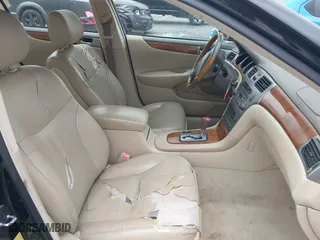 2005 Lexus ES 330 with VIN JTHBA30G055134407, listed as a IAAI auction lot 41777575 with 104,468 mi miles. Bid and sale history available at carsss.com. Image 5.