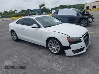 2012 Audi A5 Premium Plus z VIN WAULFAFR9CA001439, wystawiony jako IAAI lot #42422787 z przebiegiem 143 972 mil mil oraz . Historia ofert i sprzedaży dostępna na DreamBid. Obrazek 1.