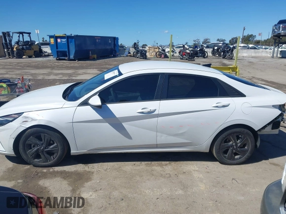 2022 Hyundai Elantra SEL with VIN 5NPLM4AG2NH070629, listed as a IAAI auction lot 41799299 with 58,720 mi miles and . Bid and sale history available at DreamBid. Image 15.