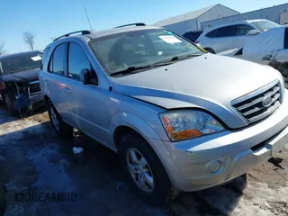 2008 Kia Sorento LX with VIN KNDJD735485818273, listed as a IAAI auction lot 41420660 with 161,900 mi miles and . Bid and sale history available at DreamBid. Image 1.
