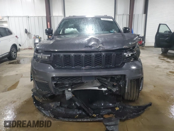 2024 Jeep Grand Cherokee Limited with VIN 1C4RJKBG6R8501418, listed as a Copart auction lot 59668615 with 9,663 mi miles and Salvage title. Bid and sale history available at DreamBid. Image 5.