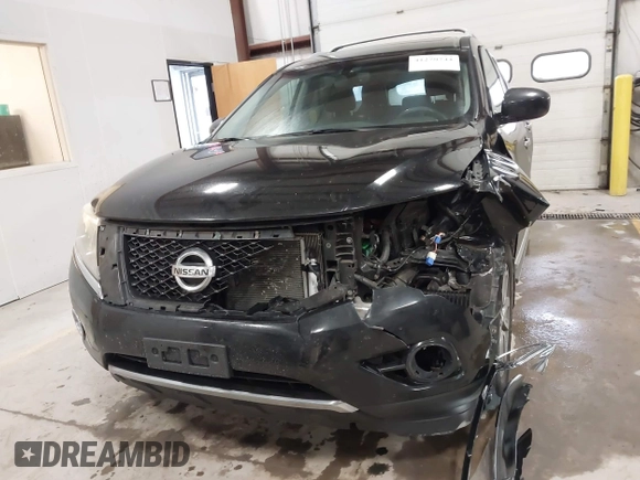 2014 Nissan Pathfinder S with VIN 5N1AR2MM5EC698528, listed as a IAAI auction lot 41270744 with 129,817 mi miles and . Bid and sale history available at DreamBid. Image 12.