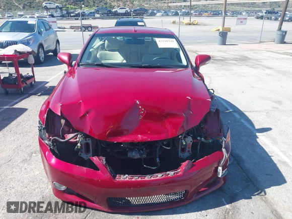 2014 Lexus IS 250 C with VIN JTHFF2C23E2531334, listed as a IAAI auction lot 42118330 with 61,977 mi miles and . Bid and sale history available at DreamBid. Image 13.