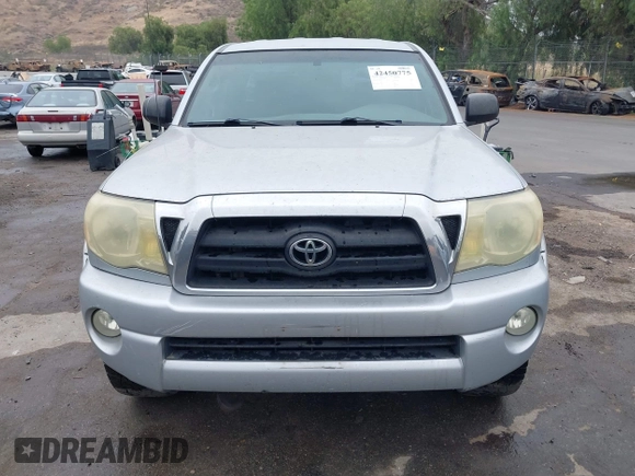 2006 Toyota Tacoma PreRunner z VIN 5TETU62N36Z153154, wystawiony jako IAAI lot #42450775 z przebiegiem 421 651 mil mil oraz . Historia ofert i sprzedaży dostępna na DreamBid. Obrazek 12.