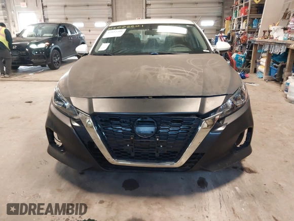 2020 Nissan Altima 2.5 S with VIN 1N4BL4BV4LC120523, listed as a IAAI auction lot 42022201 with 93,446 mi miles and . Bid and sale history available at carsss.com. Image 12.