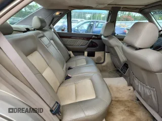 1995 Mercedes-Benz S с VIN WDBGA57E0SA258864, выставлен на аукционе Copart как лот 64513175 с пробегом 110 770 миль миль и Чистый • Clean title. История ставок и продаж доступна на DreamBid. Изображение 10.