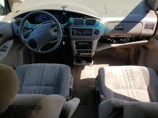 2001 Toyota Sienna LE with VIN 4T3ZF13C81U380901, listed as a Copart auction lot 54053615 with 194,910 mi miles and Salvage Title. Bid and sale history available at DreamBid. Image 8.