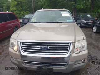 2006 Ford Explorer XLT z VIN 1FMEU73E96UA64187, wystawiony jako IAAI lot #42241828 z przebiegiem 157 792 mil mil oraz . Historia ofert i sprzedaży dostępna na DreamBid. Obrazek 12.