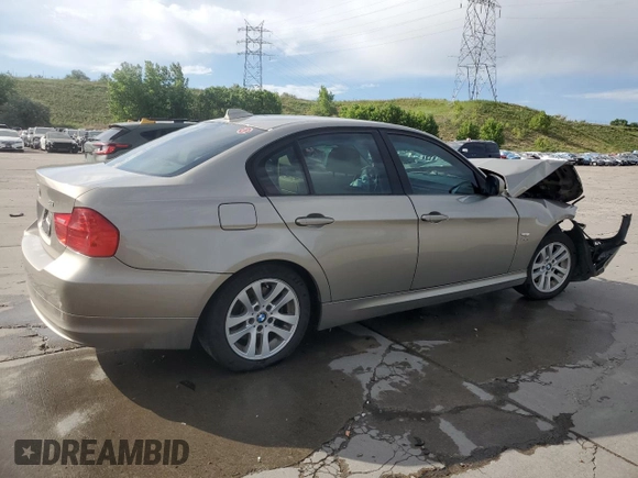 2009 BMW 3 Series 328i xDrive с VIN WBAPK73599A452946, выставлен на аукционе Copart как лот 60705375 с пробегом 179 321 миль миль и Списание • Salvage title. История ставок и продаж доступна на DreamBid. Изображение 3.