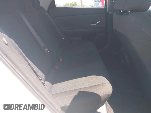 2025 Hyundai Elantra SE with VIN KMHLL4DG9SU861154, listed as a IAAI auction lot 42591870 with 7,070 mi miles and . Bid and sale history available at DreamBid. Image 8.