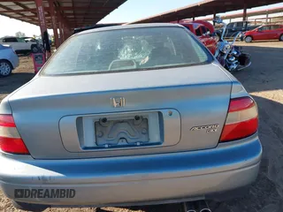 1995 Honda Accord EX w/Leather with VIN 1HGCD5666SA075326, listed as a IAAI auction lot 41266376 with 139,204 mi miles. Bid and sale history available at carsss.com. Image 16.