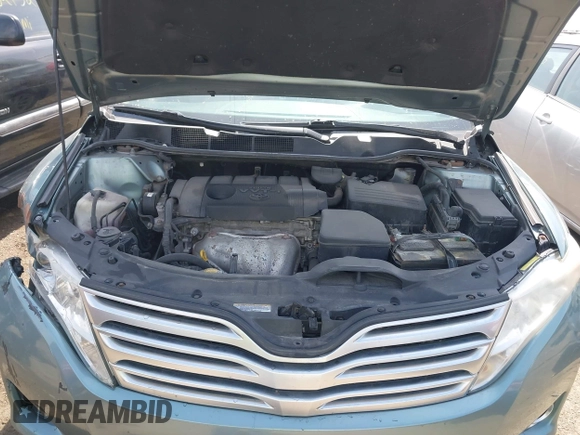 2010 Toyota Venza with VIN 4T3ZA3BBXAU037042, listed as a IAAI auction lot 41913264 with 194,847 mi miles. Bid and sale history available at carsss.com. Image 10.