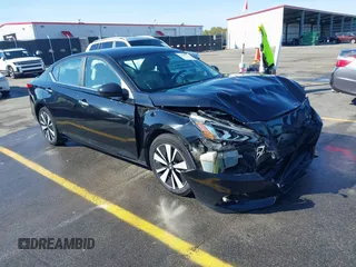 2021 Nissan Altima SV with VIN 1N4BL4DV3MN316438, listed as a IAAI auction lot 41890443 with 120,795 mi miles and . Bid and sale history available at carsss.com. Image 1.