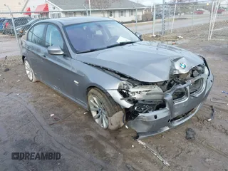 2011 BMW 3 Series 328i xDrive with VIN WBAPK5C59BF124391, listed as a IAAI auction lot 41671996 with 113,734 mi miles. Bid and sale history available at carsss.com. Image 1.