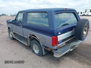 1994 Ford Bronco Custom with VIN 1FMEU15H3RLB55342, listed as a IAAI auction lot 42784797 with Not provided miles and . Bid and sale history available at DreamBid. Image 3.