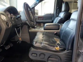 2005 Ford F-150 XLT с VIN 1FTPW12535FA82693, выставлен на аукционе Copart как лот 62860105 с пробегом Не указан миль и Чистый • Clean title. История ставок и продаж доступна на DreamBid. Изображение 7.