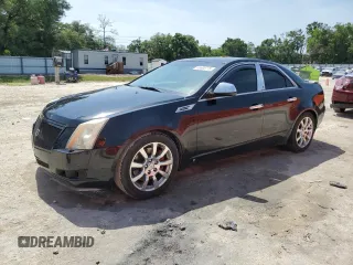 2008 Cadillac CTS RWD z VIN 1G6DV57V180149663, wystawiony jako Copart lot #56693775 z przebiegiem 174 103 mil mil oraz Szkoda całkowita • Salvage title. Historia ofert i sprzedaży dostępna na DreamBid. Obrazek 1.