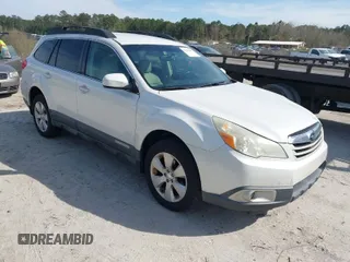 2010 Subaru Outback z VIN 4S4BRCFC2A3316738, wystawiony jako IAAI lot #41693602 z przebiegiem 241 075 mil mil oraz . Historia ofert i sprzedaży dostępna na DreamBid. Obrazek 1.