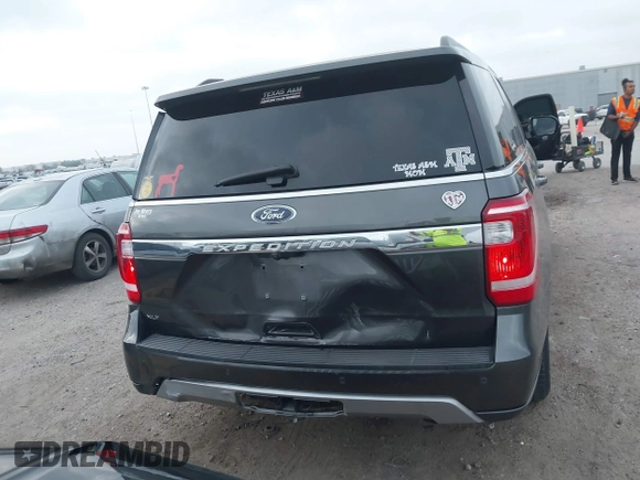 2019 Ford Expedition XLT with VIN 1FMJU1HT7KEA11849, listed as a IAAI auction lot 41727959 with 133,975 mi miles. Bid and sale history available at carsss.com. Image 16.