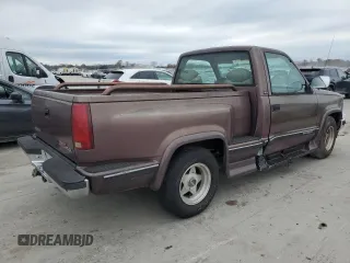 1993 GMC Sierra 1500 with VIN 1GDDC14Z6PZ526240, listed as a Copart auction lot 81913724 with 303,163 mi miles and Salvage Title. Bid and sale history available at DreamBid. Image 3.