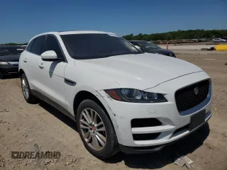 2020 Jaguar F-Pace 30t Prestige with VIN SADCK2GX2LA633902, listed as a Copart auction lot 56566455 with 140,062 mi miles and Clean Title. Bid and sale history available at DreamBid. Image 4.