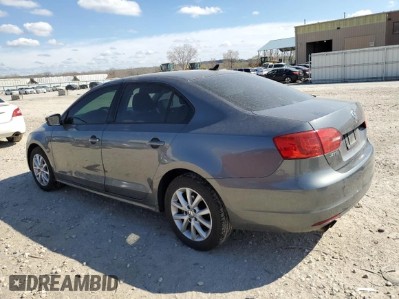 2012 Volkswagen Jetta Sedan SE w/Convenience with VIN 3VWDX7AJ2CM384049, listed as a Copart auction lot 50844455 with 183,776 mi miles and Clean Title. Bid and sale history available at carsss.com. Image 2.