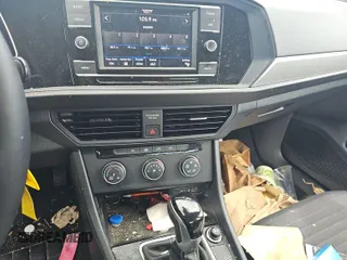 2024 Volkswagen Jetta S with VIN 3VW5M7BU6RM050864, listed as a IAAI auction lot 42813556 with 23,681 mi miles and . Bid and sale history available at DreamBid. Image 1.