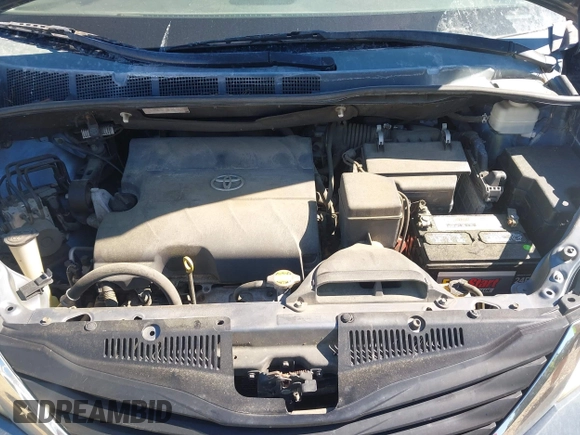 2013 Toyota Sienna LE AAS with VIN 5TDKK3DCXDS350005, listed as a IAAI auction lot 42470301 with 345,695 mi miles and . Bid and sale history available at DreamBid. Image 10.