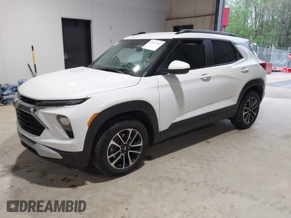 2025 Chevrolet TrailBlazer LT with VIN KL79MPSP9SB002736, listed as a IAAI auction lot 41971951 with 28,024 mi miles and . Bid and sale history available at DreamBid. Image 2.