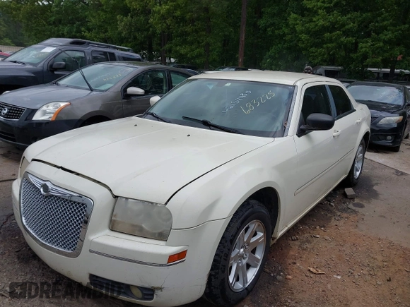 2007 Chrysler 300 Touring with VIN 2C3KA53G97H683225, listed as a IAAI auction lot 42154480 with 193,613 mi miles and . Bid and sale history available at DreamBid. Image 2.